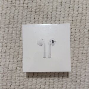 Apple AirPods in Classic White